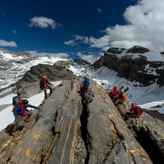 Cloud Nine Guides - Beginner Mountaineering Course